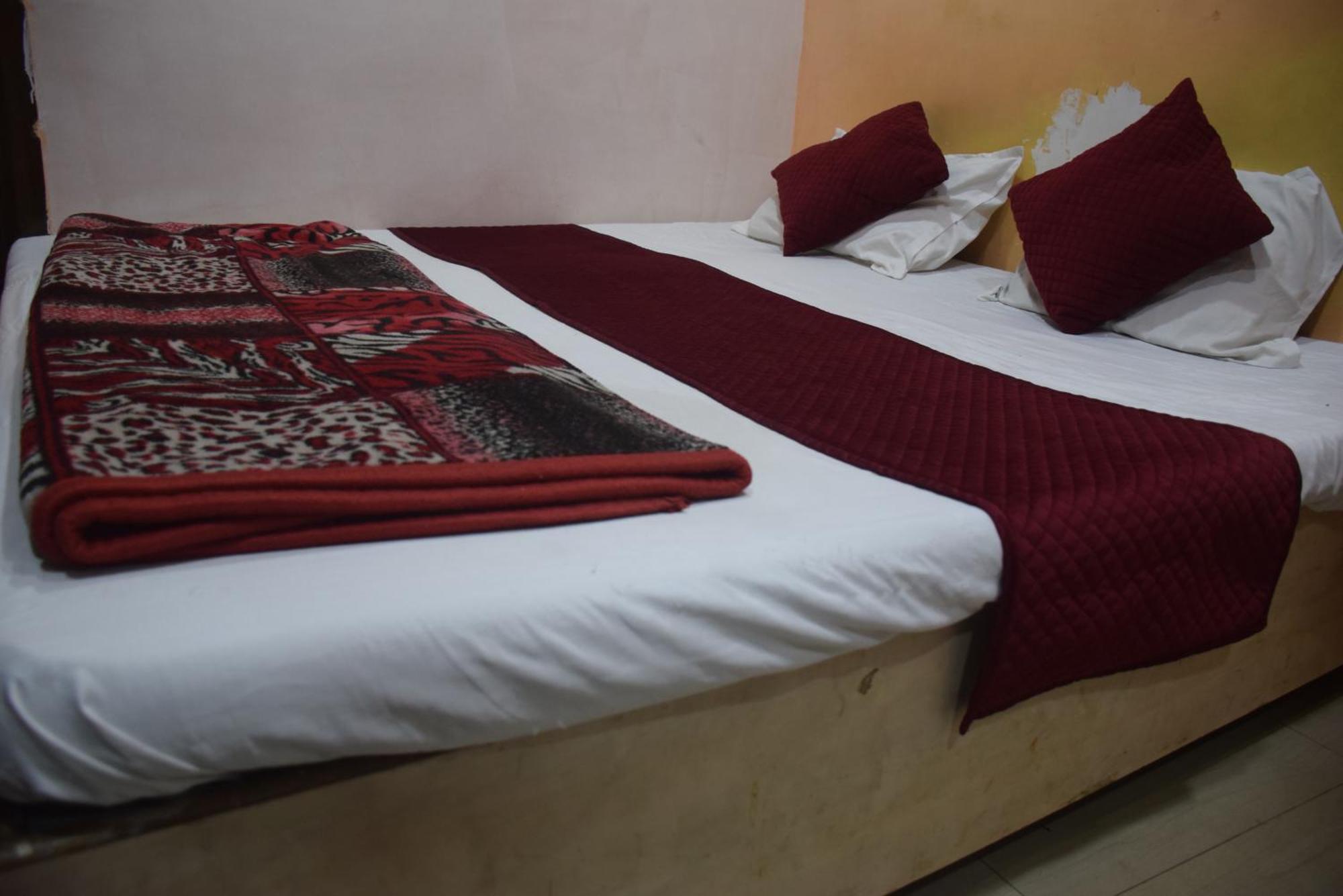 Hotel Thakur Ji Bhópál Exteriér fotografie