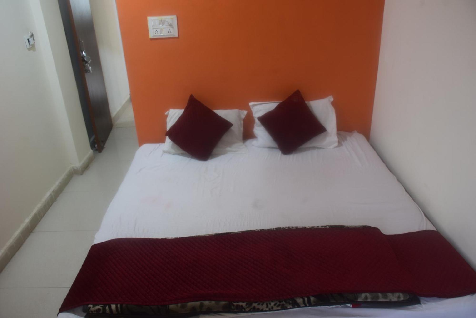 Hotel Thakur Ji Bhópál Exteriér fotografie