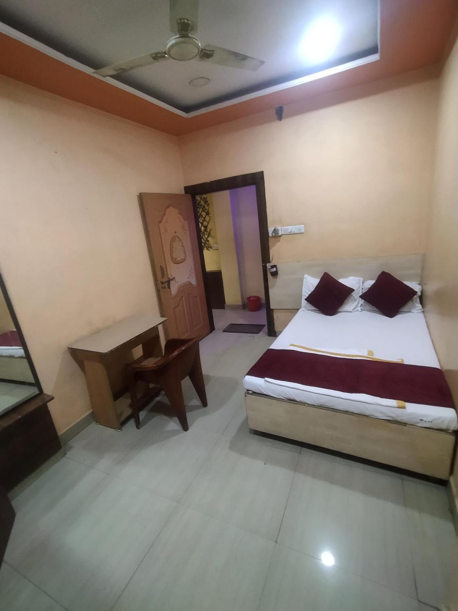 Hotel Thakur Ji Bhópál Exteriér fotografie