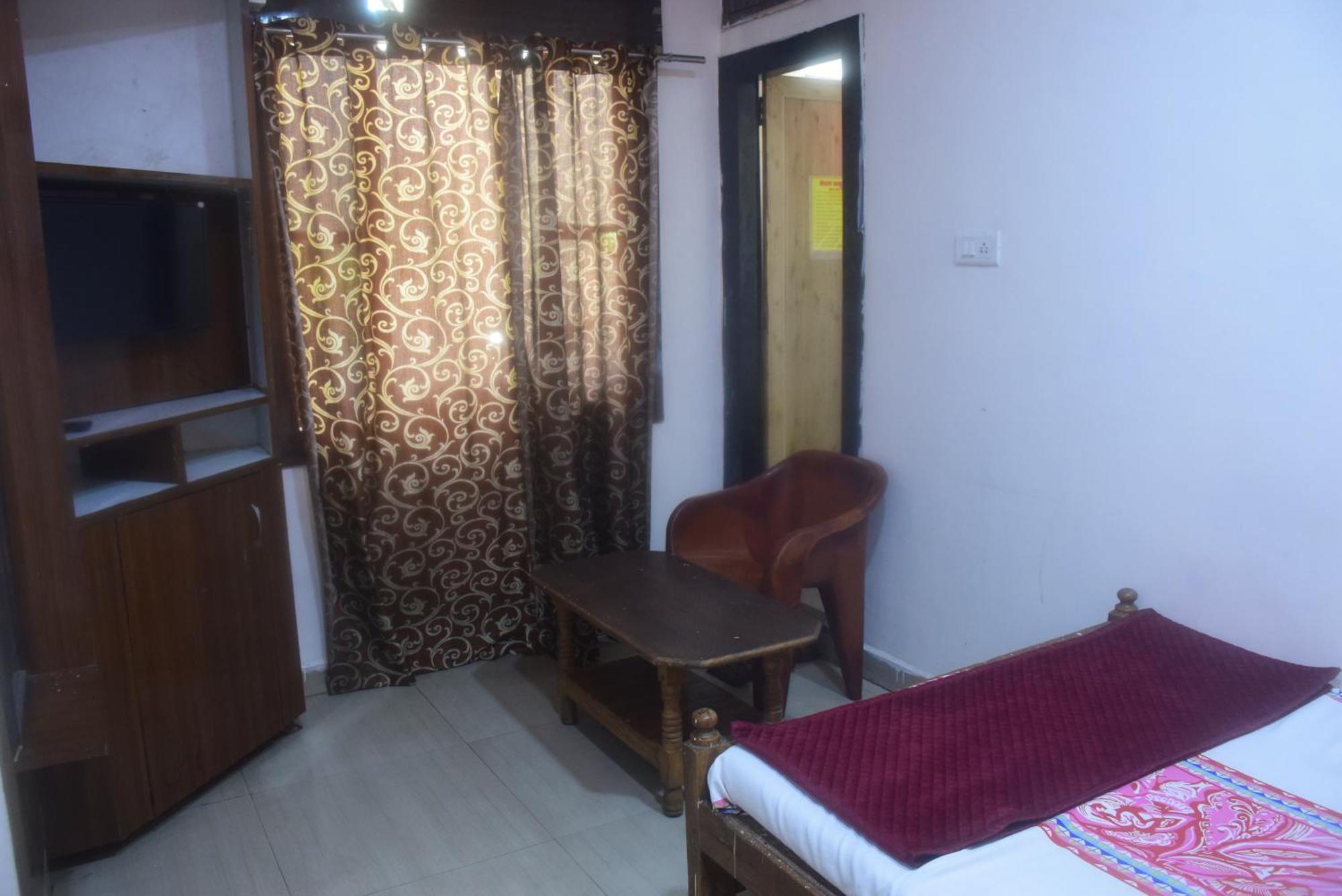 Hotel Thakur Ji Bhópál Exteriér fotografie