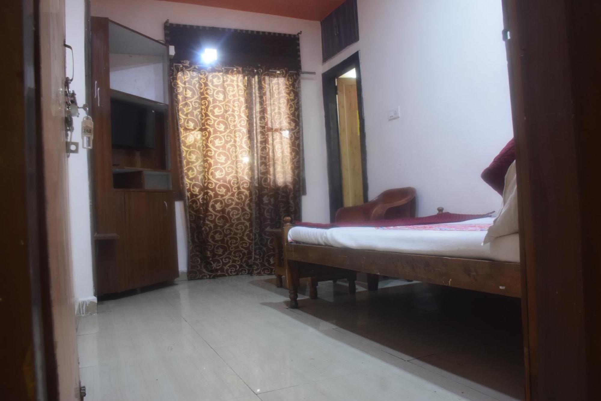 Hotel Thakur Ji Bhópál Exteriér fotografie