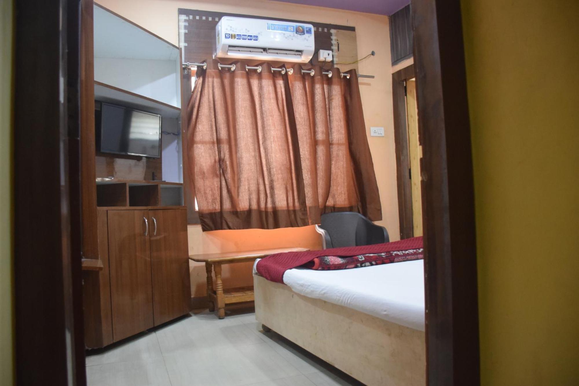 Hotel Thakur Ji Bhópál Exteriér fotografie